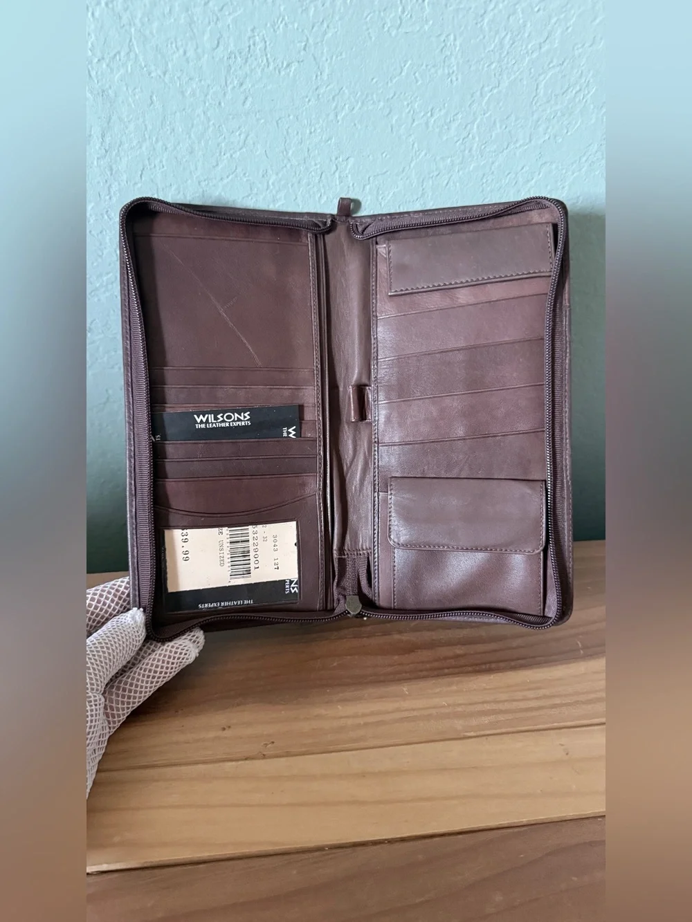 Vintage Wilsons Genuine Leather Brown Zip Around Organizer Wallet 9” x 5” NOS